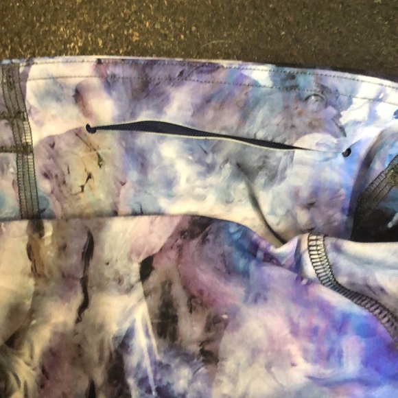 Lululemon Legging Size 4 - Picture 7 of 10